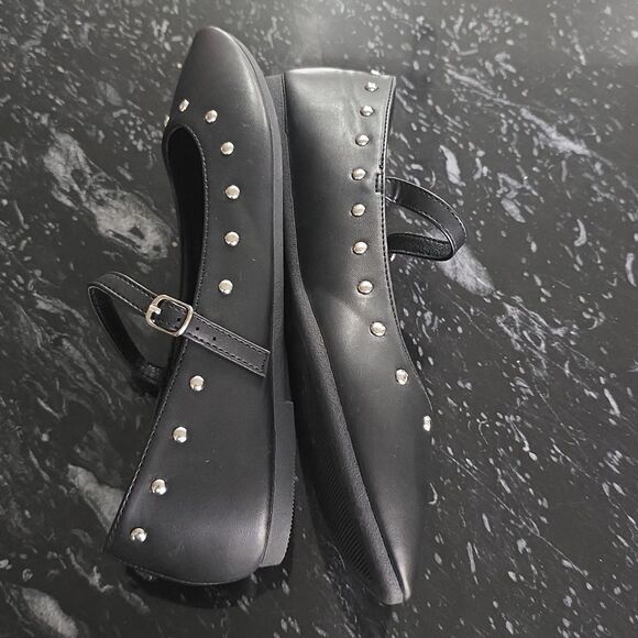 BRAND NEW MADDEN GIRL STUDDED WOMEN'S FLAT G1 - Picture 10 of 16